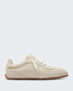 Dames Daze Runner