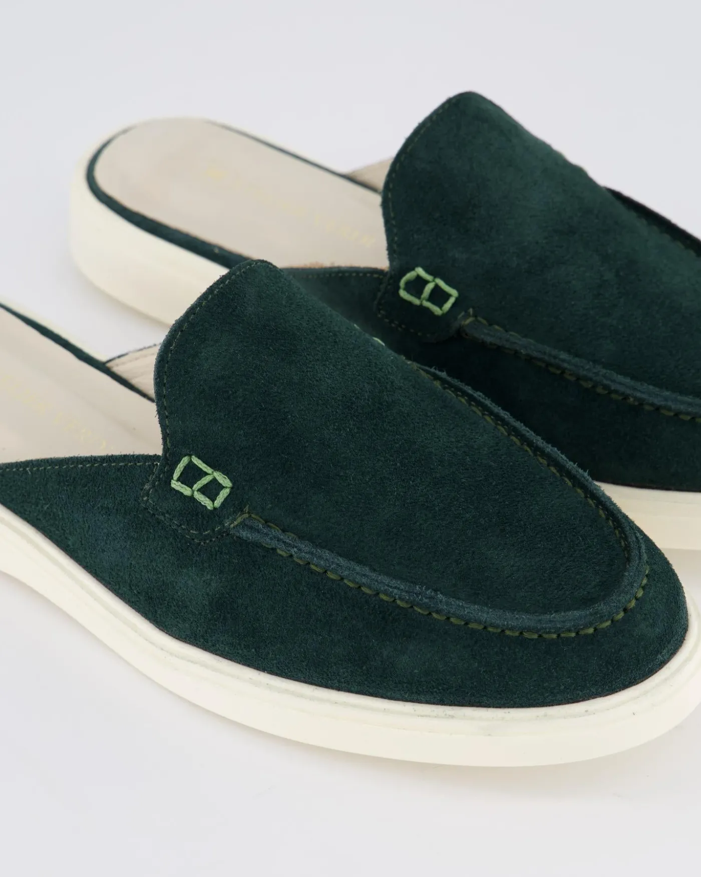 Dames Laura Slip On Sandal Pine Gree