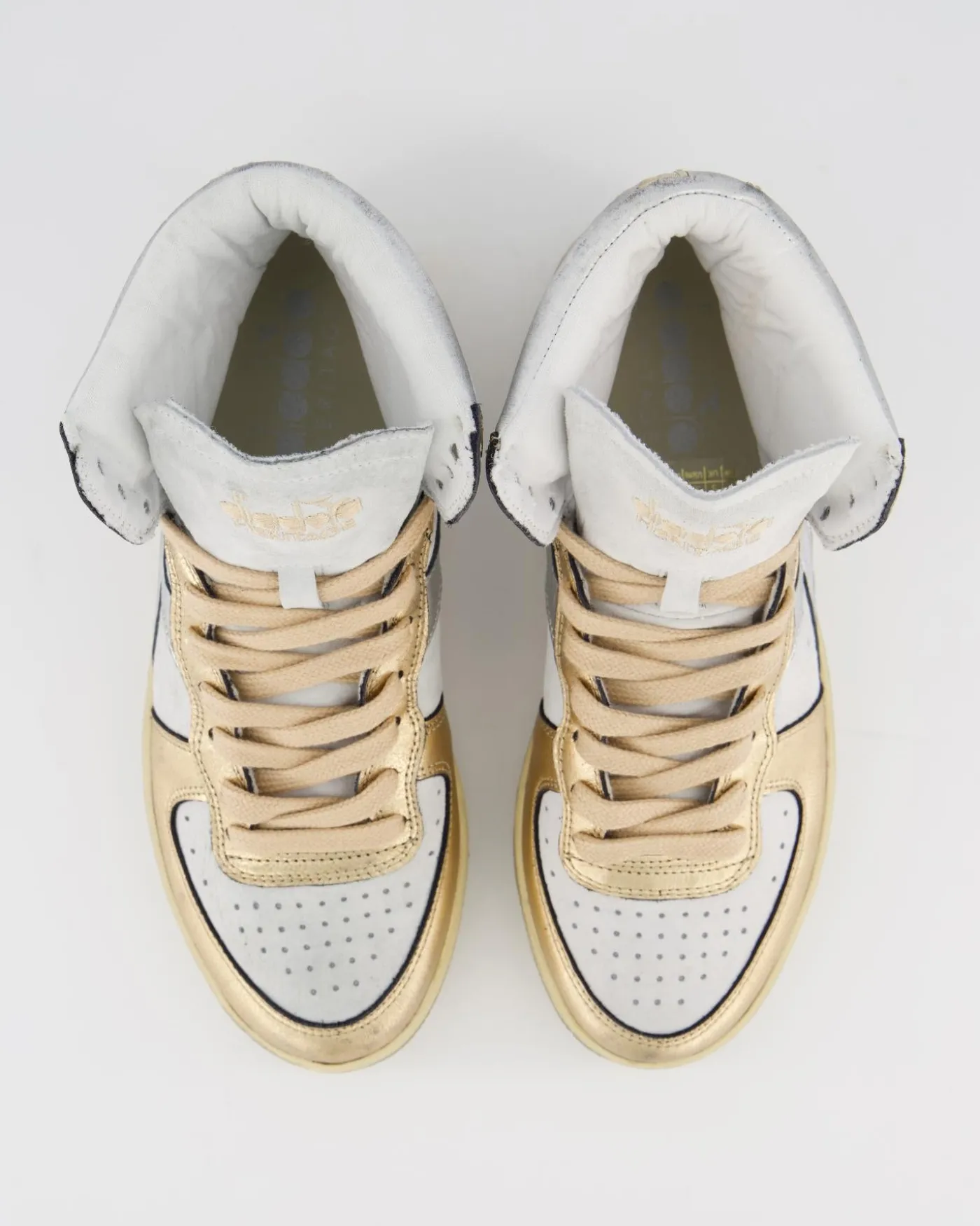 Dames Mi Basket Used Wit/Metallic