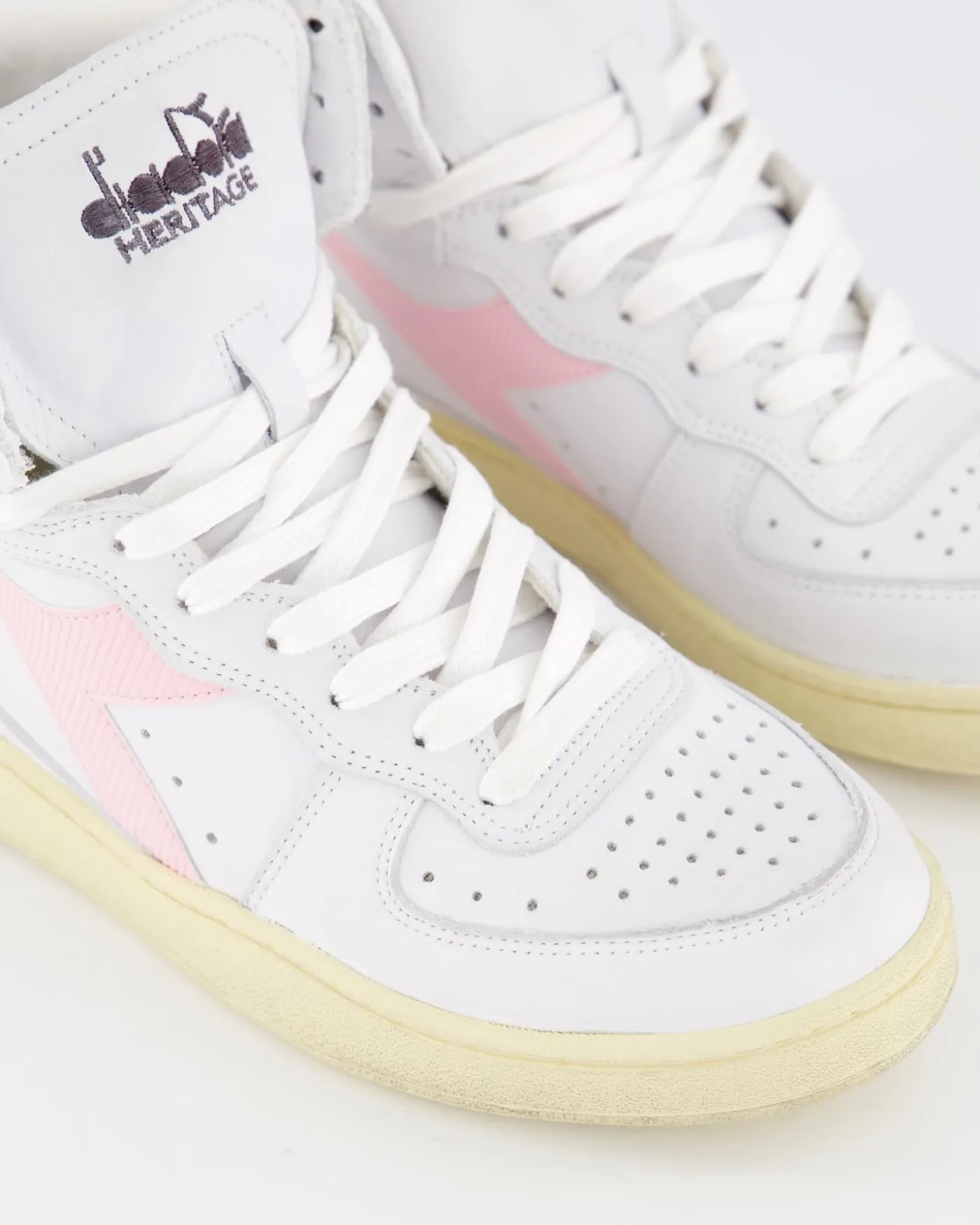 Dames Mi Basket Used Wit/Pink