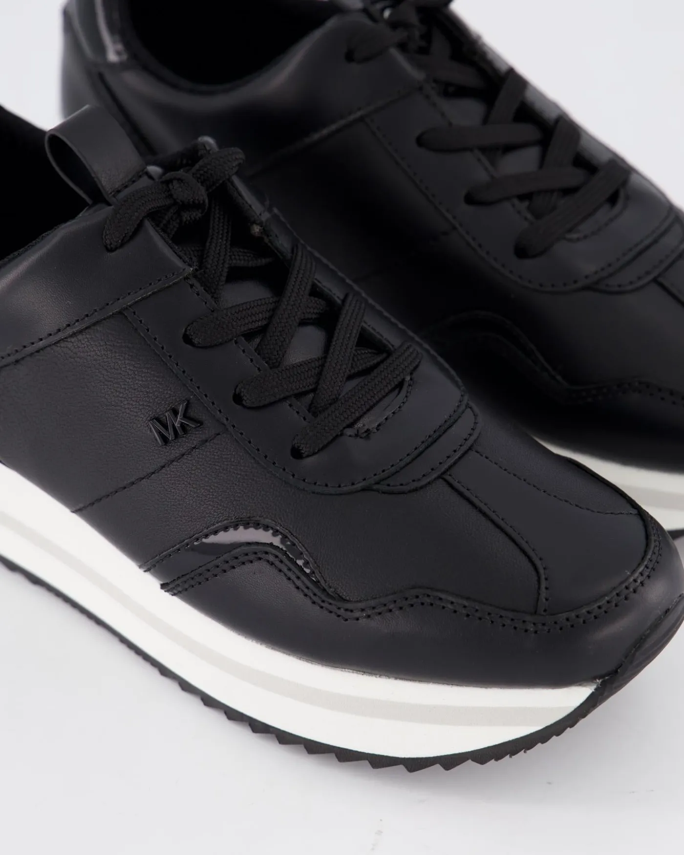 Dames Raina Trainer