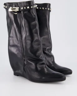 Dames Studded Shiny Leather Wedge