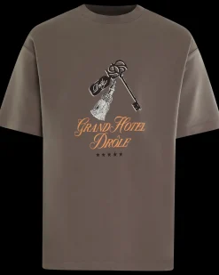 Heren Le Grand Hôtel T-Shirt Bruin