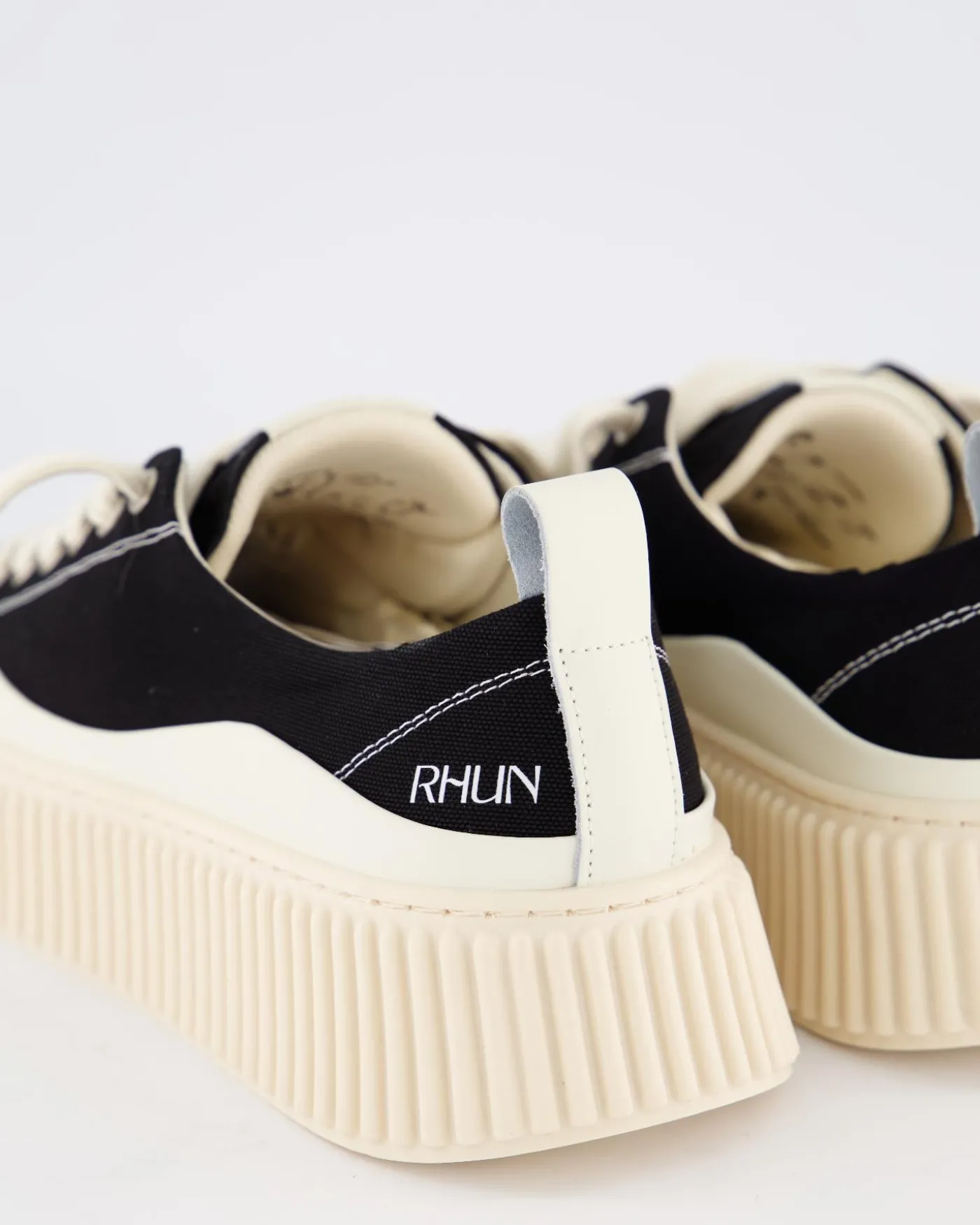 Heren Treble 3250 Black Canvas